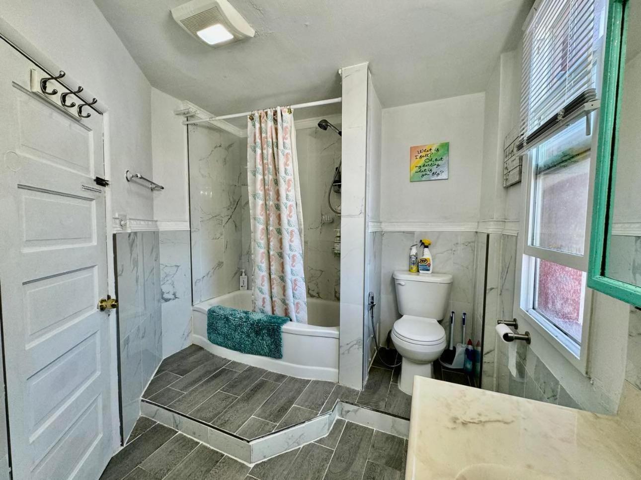 Tiny Private Room On The 1St Floor With Shared Bathroom Near Seatac Airport And Downtown Seattle Zewnętrze zdjęcie