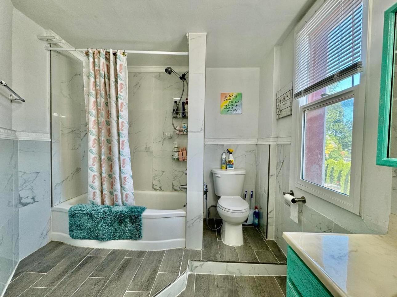Tiny Private Room On The 1St Floor With Shared Bathroom Near Seatac Airport And Downtown Seattle Zewnętrze zdjęcie