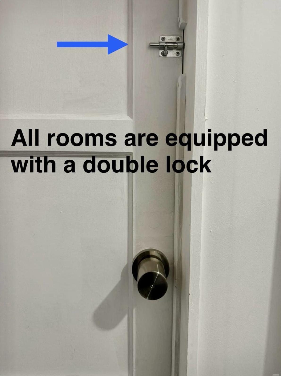 Tiny Private Room On The 1St Floor With Shared Bathroom Near Seatac Airport And Downtown Seattle Zewnętrze zdjęcie